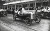 Fotografía de Bueno, vencedor del I Gran Premio de Autociclos, conduciendo un autociclo Salmson