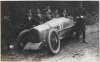 Fotografía del automóvil Delage de Robert Benoist tras chocar contra un muro en el II Gran Premio de San Sebastián