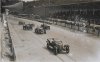 Fotografía de la salida del IV Gran Premio de Turismo. En primer lugar, Fernando Minoia con su automóvil O.M. En segundo lugar, Telluzón con un B.N.C.