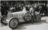 Fotografía del automóvil Bugatti con el que el piloto André Dubonnet compite en el  Gran Premio de España