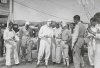 Fotografía de varios pilotos, entre ellos Tazio Nuvolari, Louis Chiron, Eugenio Siena, Marcel Lehoux y Jean Pierre Wimile en la pista del circuito de Lasarte